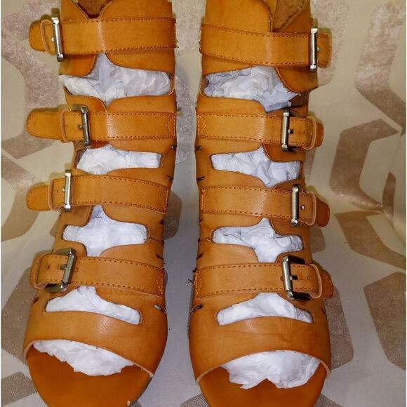 Rue 21 etc! Tan leather strap up wedges, size 7/8M - Picture 6 of 11